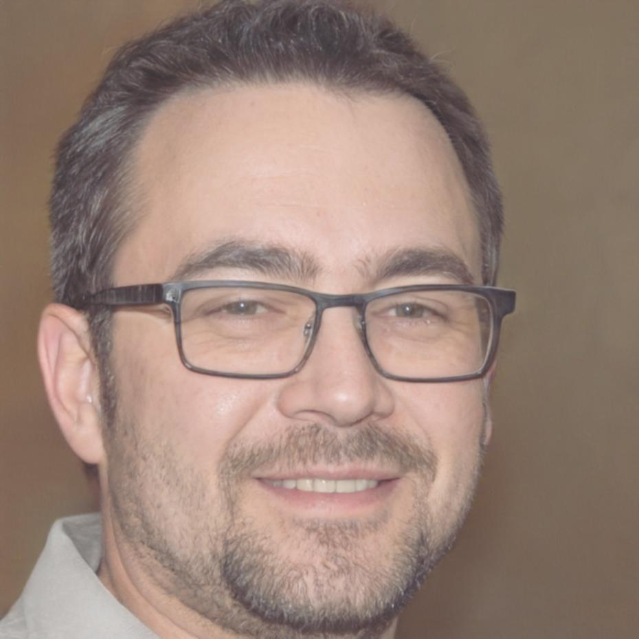Senior 3D artist and instructor with expertise in character modeling and animation